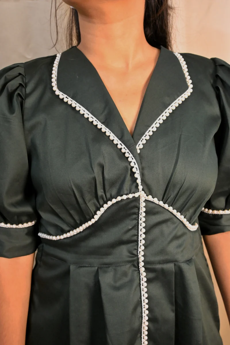 EVERGREEN PEARL TRIM TOP - Image 3