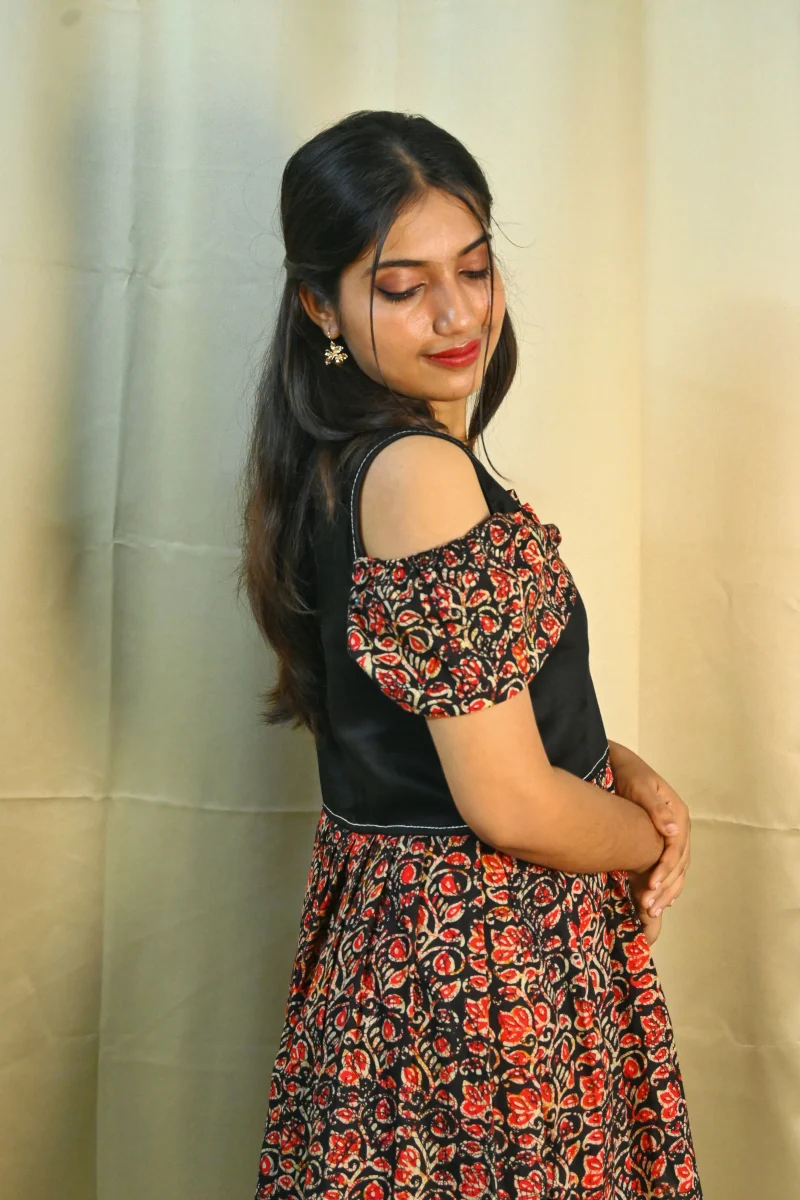 COLD SHOULDER KALAMKARI DRESS - Image 4