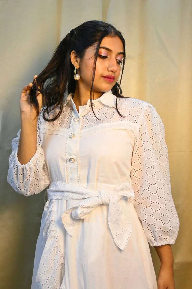 WHITE HAKOBA DRESS - Image 4