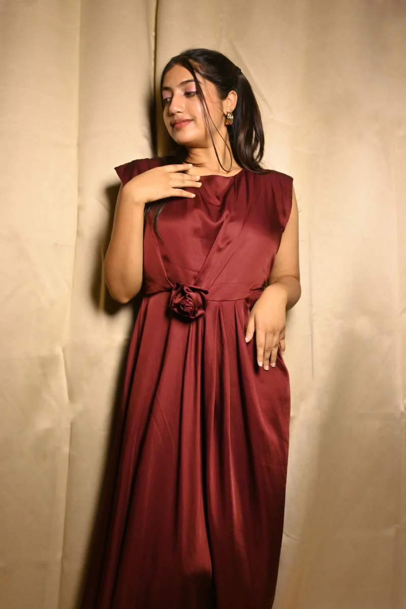 MERLOT DRAPED MAXI DRESS - Image 4
